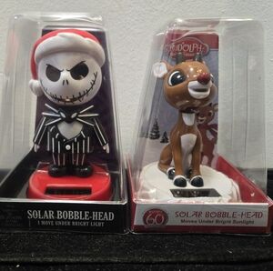 Solar Bobble-Head Set - Skeleton and Reindeer
